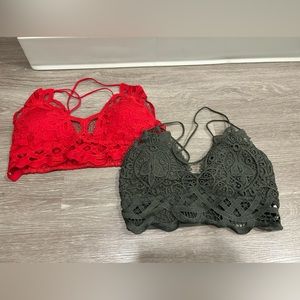 2 Bralettes